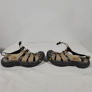 Keen waterproof sandals size 8.5
